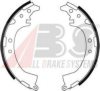 TOYOT 0449506010 Brake Shoe Set